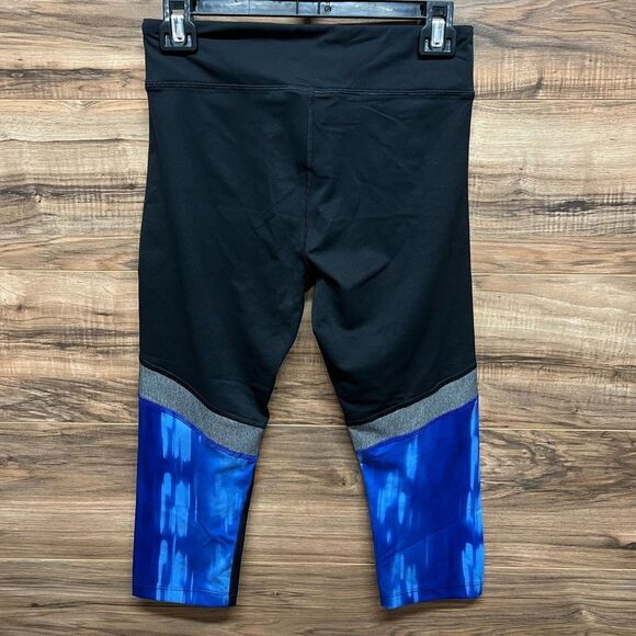 Under armour cropped pants M - Picture 3 of 3